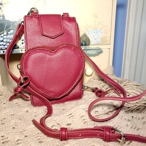 Red heart crossbody mini purse w/touchscreen cellphone pocket - Women's, NWOT